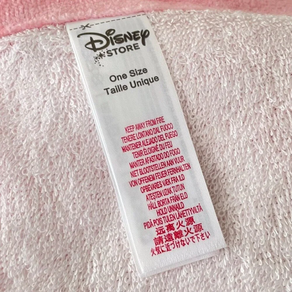 Disney Store Sofia the First Sofia and Amber Beach Towel